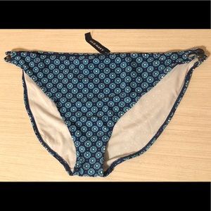 Summer Bikini Sale Old Navy blue floral bikini bottom